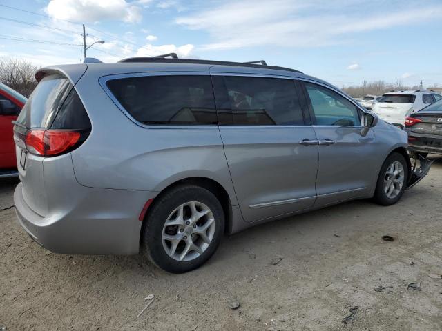 2C4RC1BG7HR794771 - 2017 CHRYSLER PACIFICA TOURING L SILVER photo 3