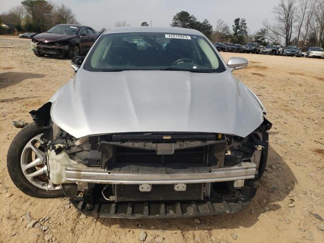 3FA6P0H74ER187733 - 2014 FORD FUSION SE SILVER photo 5