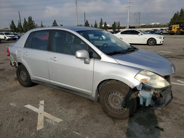 3N1BC11E38L399231 - 2008 NISSAN VERSA S SILVER photo 4