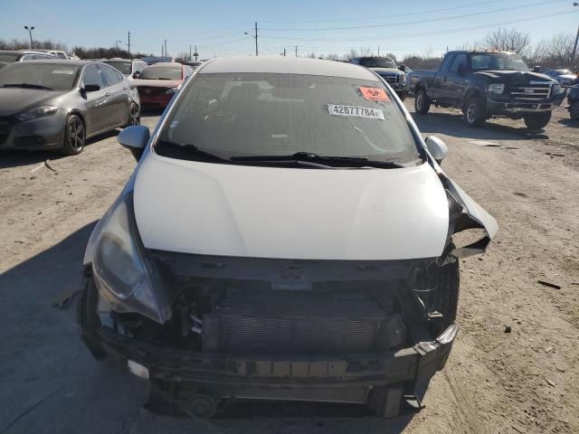 KNADM4A39E6338729 - 2014 KIA RIO LX WHITE photo 5