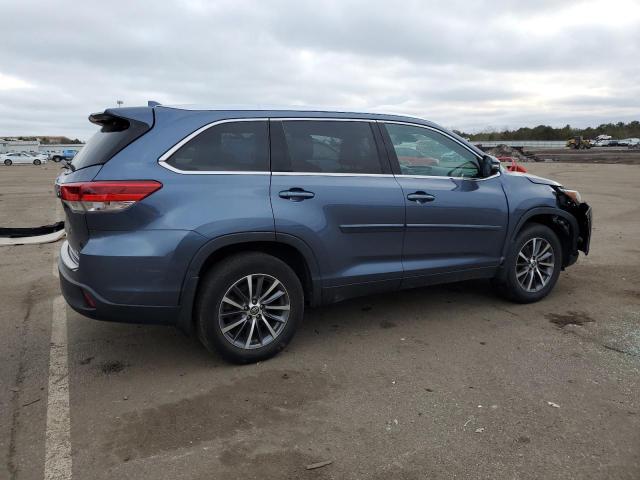 5TDJZRFH7KS738258 - 2019 TOYOTA HIGHLANDER SE BLUE photo 3