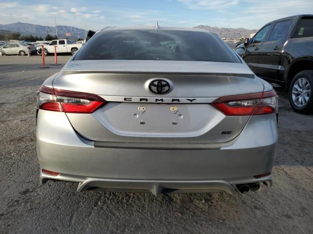 4T1G11AK2RU867368 - 2024 TOYOTA CAMRY SE NIGHT SHADE SILVER photo 6