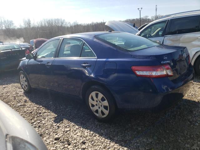 4T1BF3EK5BU769667 - 2011 TOYOTA CAMRY BASE BLUE photo 2