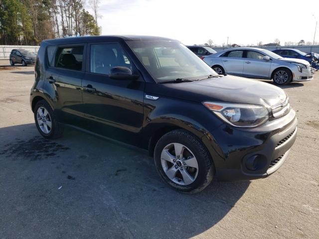 KNDJN2A25J7520110 - 2018 KIA SOUL BLACK photo 4