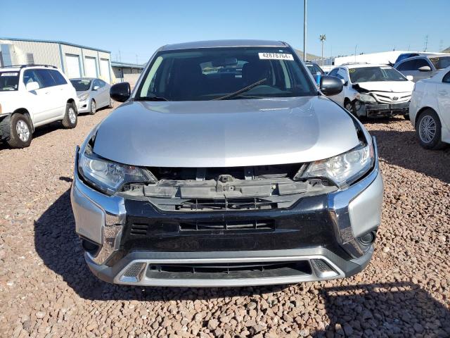 JA4AD2A3XKJ000513 - 2019 MITSUBISHI OUTLANDER ES SILVER photo 5