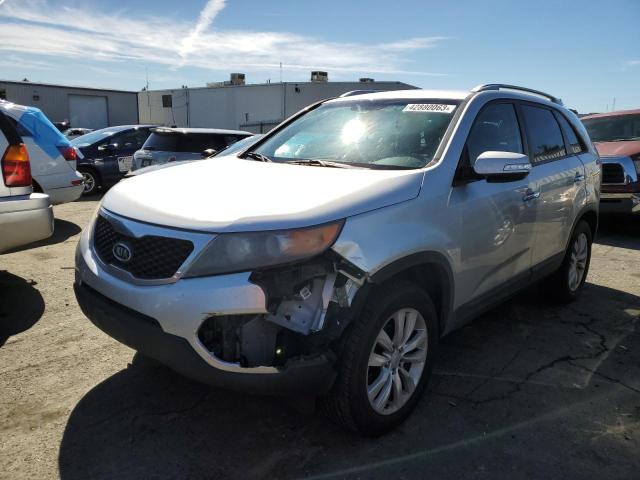 5XYKT4A2XBG047962 - 2011 KIA SORENTO BASE SILVER photo 1