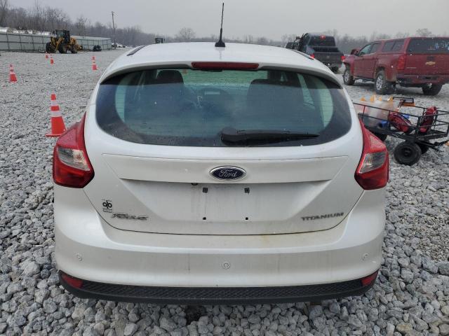 1FADP3N22EL217358 - 2014 FORD FOCUS TITANIUM WHITE photo 6