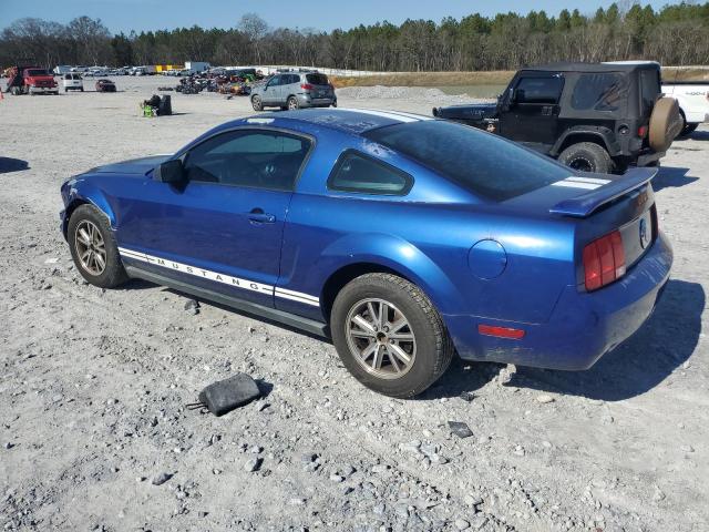 1ZVFT80N055218216 - 2005 FORD MUSTANG BLUE photo 2