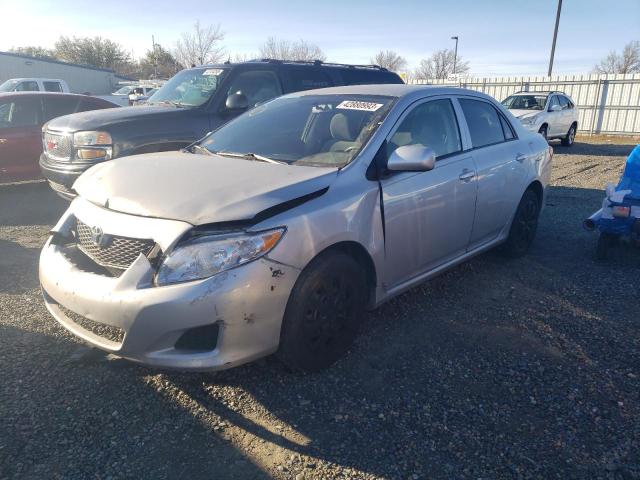 JTDBL40E599069293 - 2009 TOYOTA COROLLA BASE SILVER photo 1