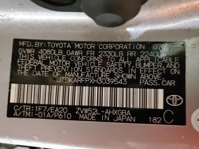 JTDKARFPXH3039543 - 2017 TOYOTA PRIUS PRIM 银色 照片 12