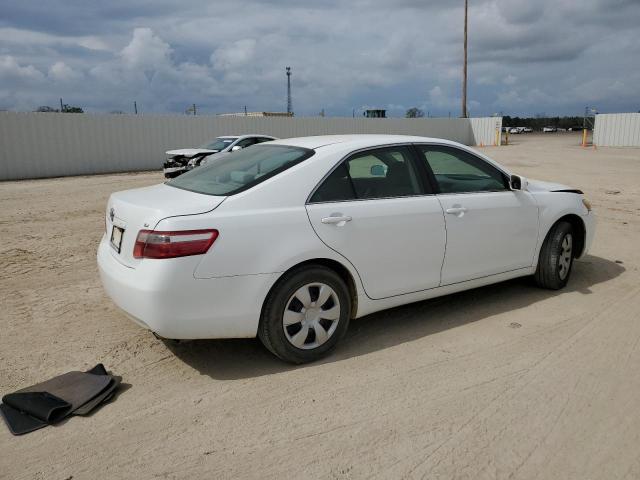 4T1BE46K87U569879 - 2007 TOYOTA CAMRY CE WHITE photo 3