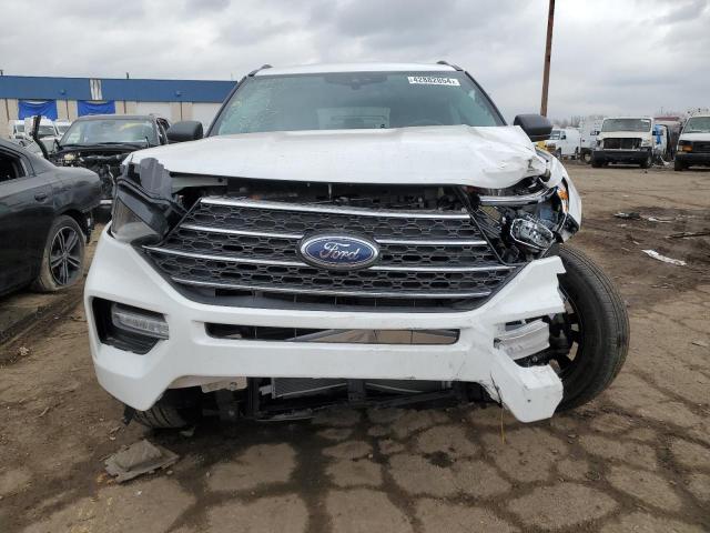 1FMSK8DH1PGB57003 - 2023 FORD EXPLORER XLT WHITE photo 5