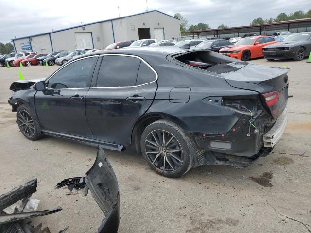 4T1G11AK8PU772228 - 2023 TOYOTA CAMRY SE NIGHT SHADE BLACK photo 2