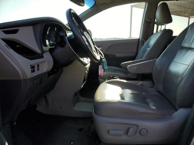 5TDYK3DC6GS693862 - 2016 TOYOTA SIENNA XLE SILVER photo 7