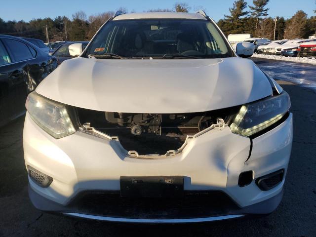 5N1AT2MV9FC767894 - 2015 NISSAN ROGUE S WHITE photo 5