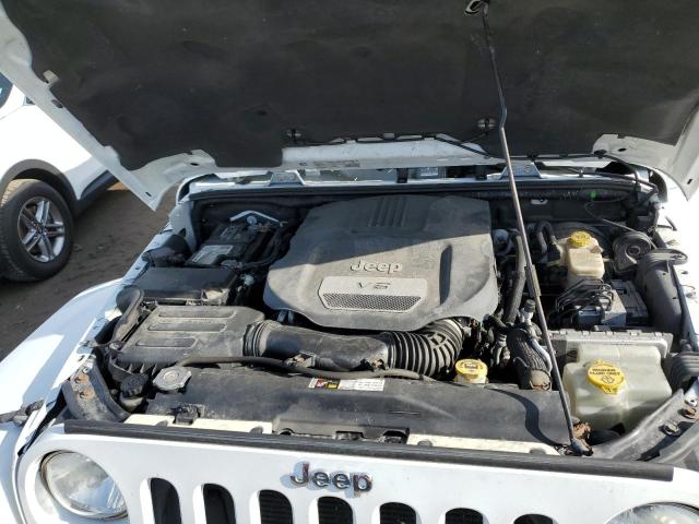 1C4BJWEG6EL138288 - 2014 JEEP WRANGLER U SAHARA WHITE photo 11