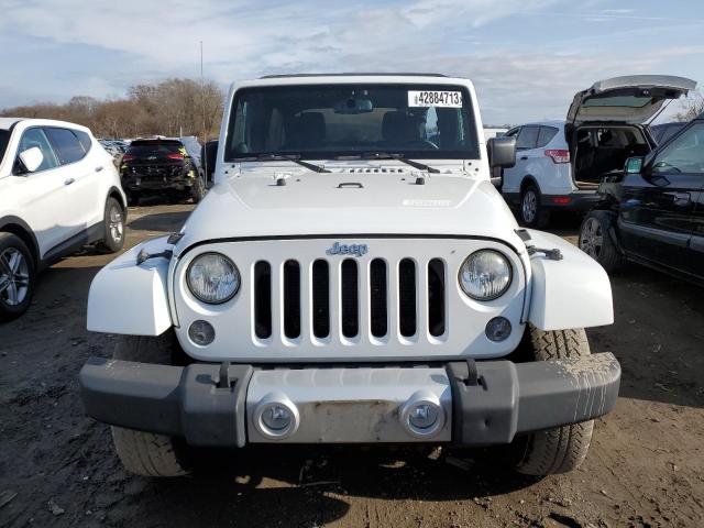 1C4BJWEG6EL138288 - 2014 JEEP WRANGLER U SAHARA WHITE photo 5