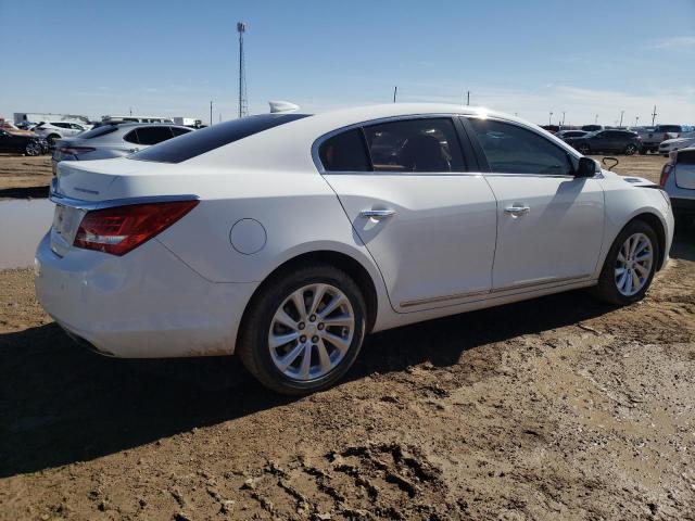 1G4GB5G39GF110666 - 2016 BUICK LACROSSE WHITE photo 3