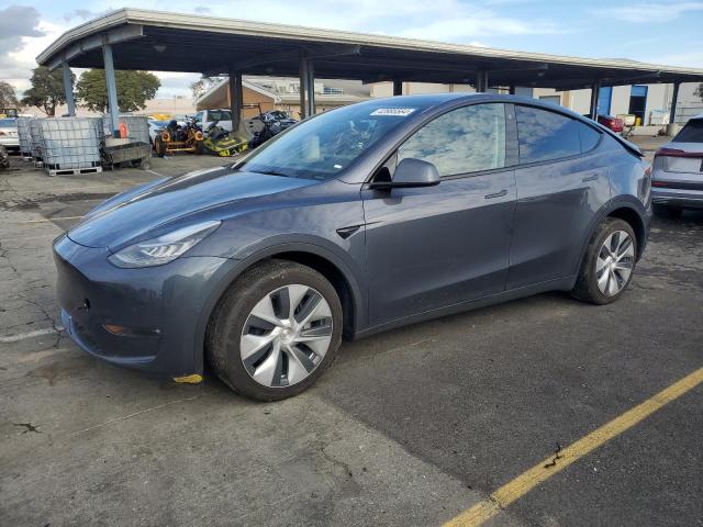 7SAYGDEE9NF424668 - 2022 TESLA MODEL Y GRAY photo 1