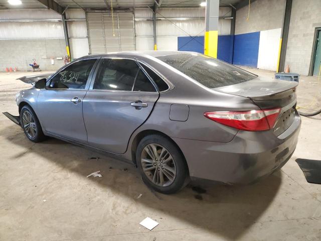 4T1BF1FK6HU444957 - 2017 TOYOTA CAMRY LE SILVER photo 2