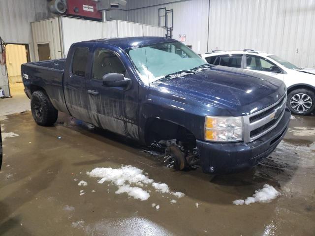 1GCSKREA0AZ109273 - 2010 CHEVROLET SILVERADO K1500 LS BLUE photo 4