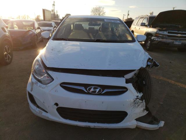 KMHCT4AE0EU769423 - 2014 HYUNDAI ACCENT GLS WHITE photo 5