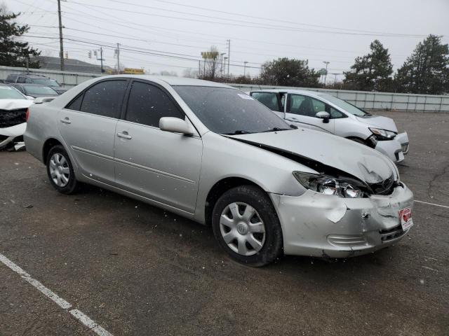 4T1BE32K32U092528 - 2002 TOYOTA CAMRY LE SILVER photo 4