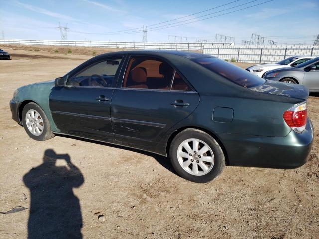 4T1BE32K55U037924 - 2005 TOYOTA CAMRY LE GREEN photo 2