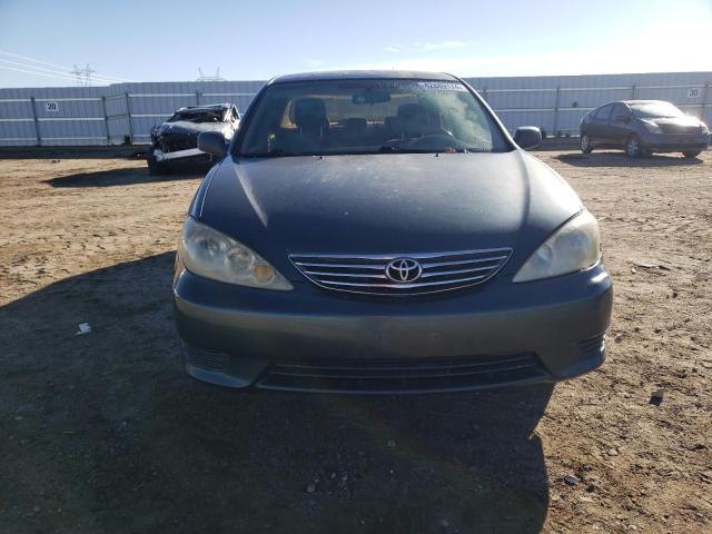 4T1BE32K55U037924 - 2005 TOYOTA CAMRY LE GREEN photo 5