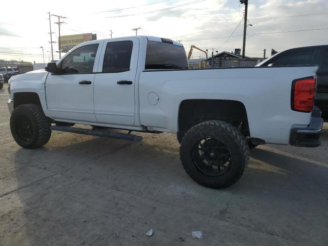 1GCVKREC0JZ151117 - 2018 CHEVROLET SILVERADO K1500 LT WHITE photo 2