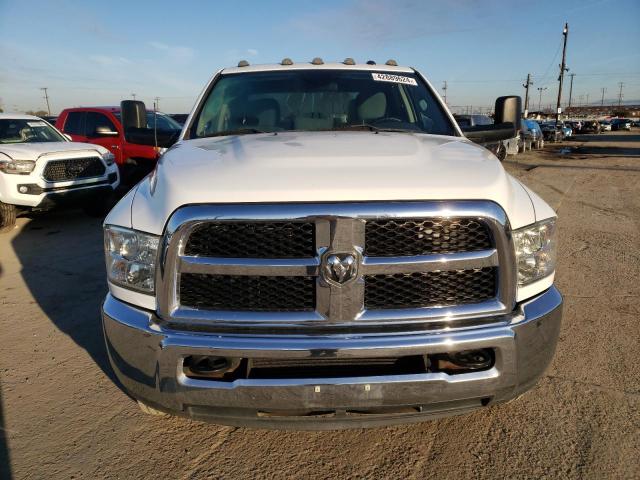 3C63RRGL9HG599647 - 2017 RAM 3500 ST WHITE photo 5