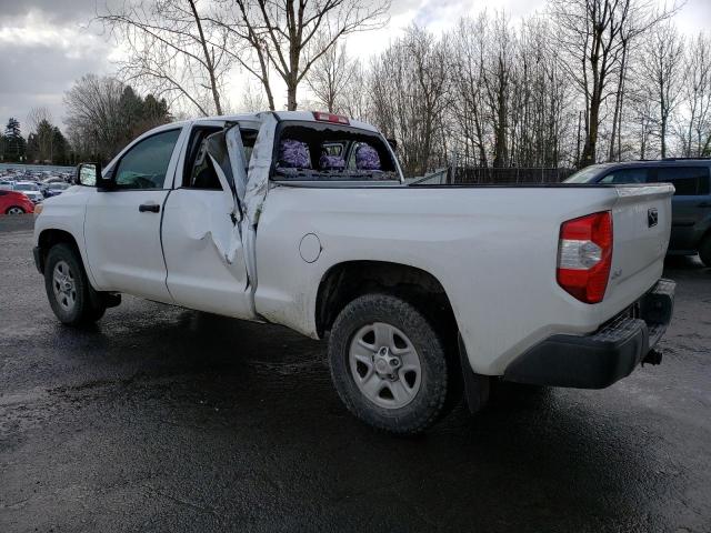 5TFUW5F15FX467346 - 2015 TOYOTA TUNDRA DOUBLE CAB SR/SR5 WHITE photo 2