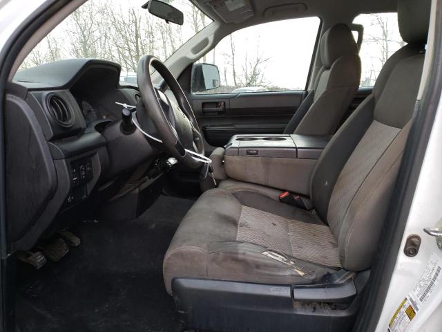 5TFUW5F15FX467346 - 2015 TOYOTA TUNDRA DOUBLE CAB SR/SR5 WHITE photo 7