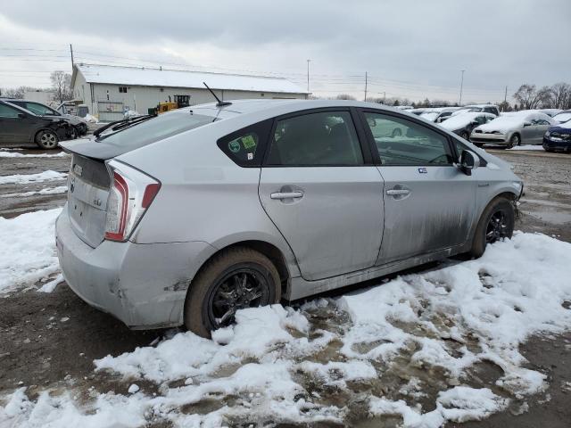 JTDKN3DU2D0343455 - 2013 TOYOTA PRIUS SILVER photo 3