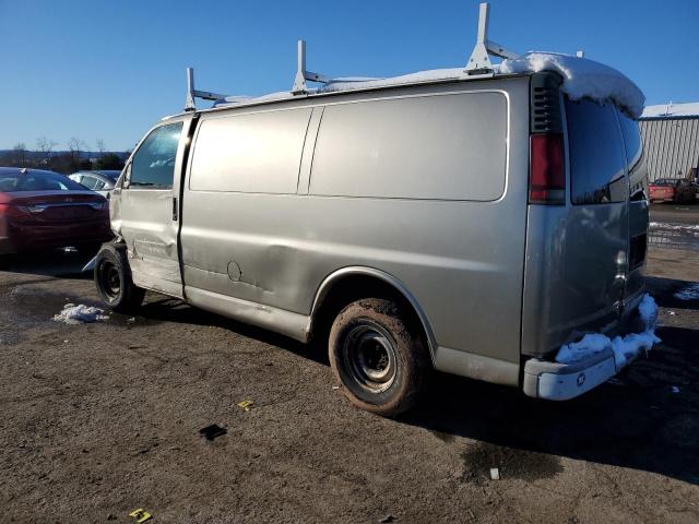 1GCFG15W611190648 - 2001 CHEVROLET EXPRESS G1 GRAY photo 2