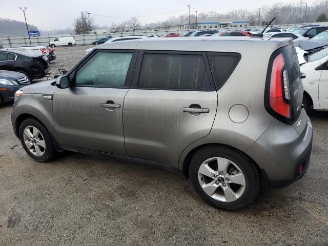 KNDJN2A24K7008937 - 2019 KIA SOUL GRAY photo 2