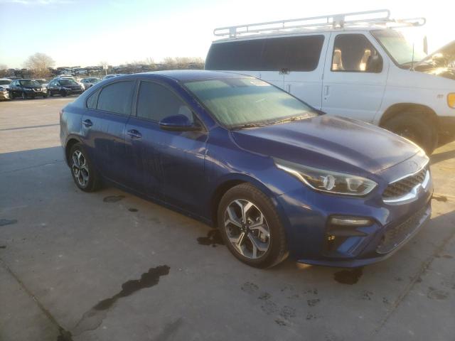 3KPF24AD7ME343205 - 2021 KIA FORTE FE BLUE photo 4