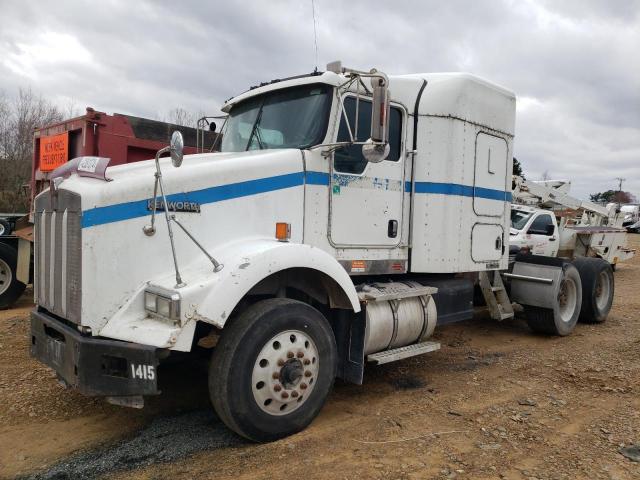 1XKDDU8X27J166303 - 2007 KENWORTH CONSTRUCTI T800 WHITE photo 2