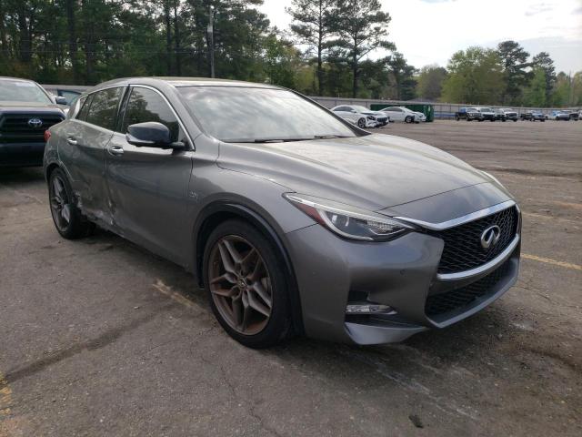 SJKCH5CP5HA023885 - 2017 INFINITI QX30 BASE GRAY photo 4