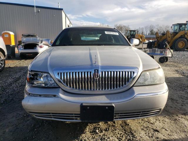 2LNHM82V29X619854 - 2009 LINCOLN TOWN CAR SIGNATURE LIMITED SILVER photo 5