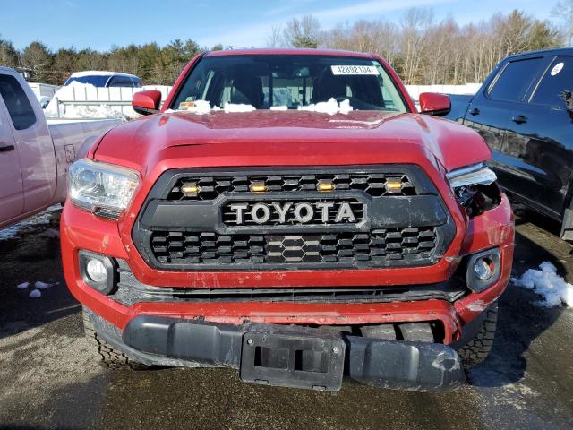 5TFSZ5AN6JX137233 - 2018 TOYOTA TACOMA ACCESS CAB RED photo 5