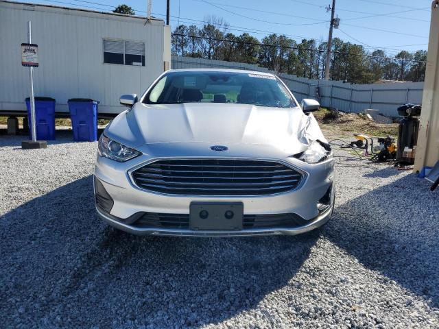 3FA6P0LU5KR165068 - 2019 FORD FUSION SE SILVER photo 5