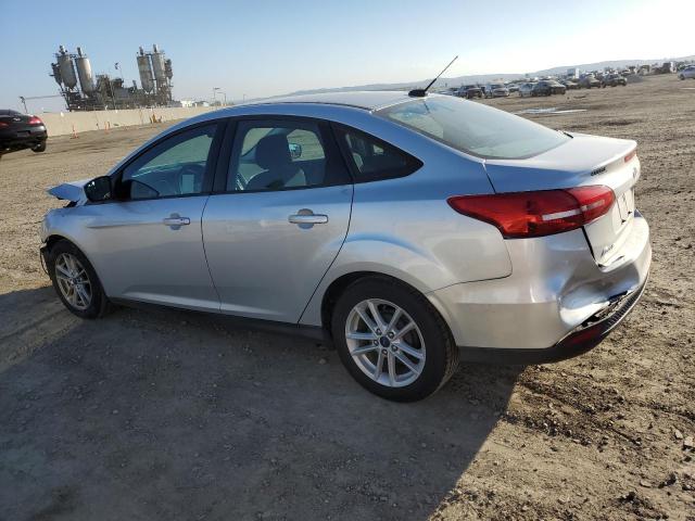 1FADP3F24JL262374 - 2018 FORD FOCUS SE SILVER photo 2