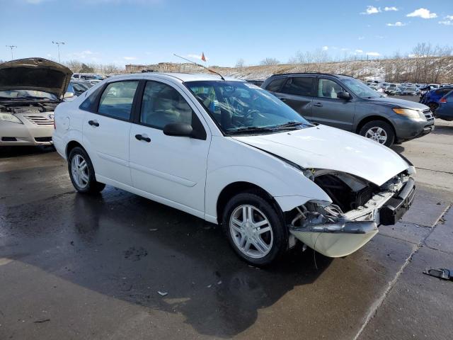 1FAFP34P11W276724 - 2001 FORD FOCUS SE WHITE photo 4