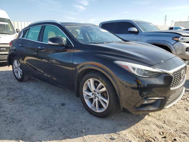 SJKCH5CP4HA016152 - 2017 INFINITI QX30 BASE BLACK photo 4