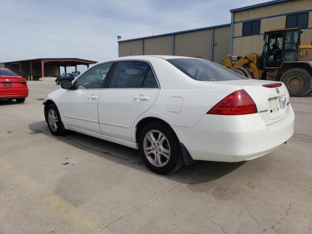 1HGCM55377A202051 - 2007 HONDA ACCORD SE WHITE photo 2