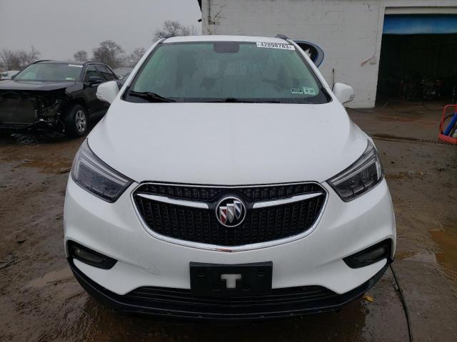 KL4CJGSM5KB770649 - 2019 BUICK ENCORE ESSENCE WHITE photo 5