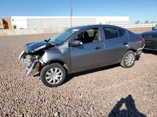 3N1CN7AP4GL912696 - 2016 NISSAN VERSA S GRAY photo 1