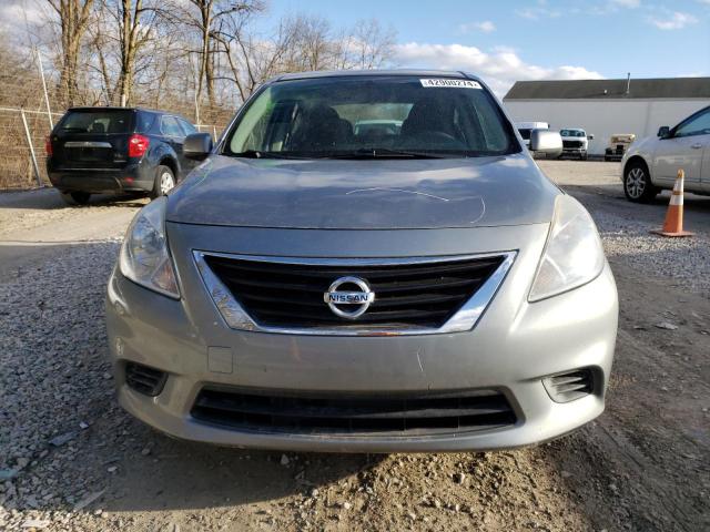 3N1CN7AP0CL914522 - 2012 NISSAN VERSA S GRAY photo 5