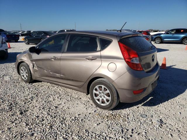 KMHCT5AE0DU137817 - 2013 HYUNDAI ACCENT GLS BROWN photo 2